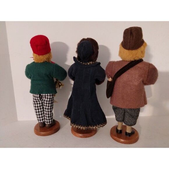 Vintage Christmas Carolers  9" Figurines Set of 3 with Wood Base - Picture 5 of 7